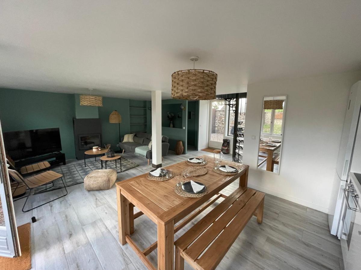 Maison De Campagne Entierement Climatisee Avec Grand Jardin Villa Pressagny-lʼOrgeuilleux Exteriör bild