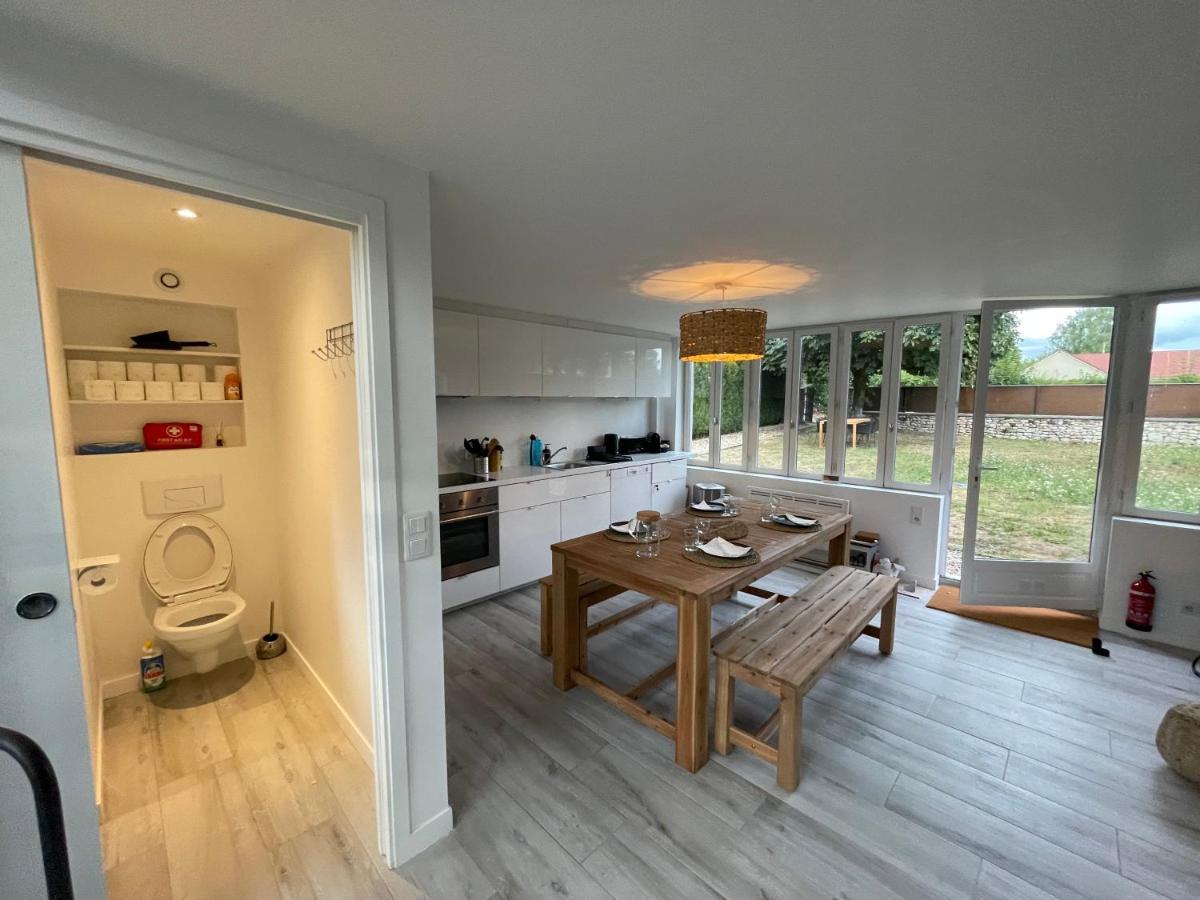 Maison De Campagne Entierement Climatisee Avec Grand Jardin Villa Pressagny-lʼOrgeuilleux Exteriör bild