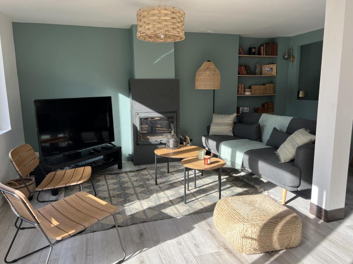 Maison De Campagne Entierement Climatisee Avec Grand Jardin Villa Pressagny-lʼOrgeuilleux Exteriör bild