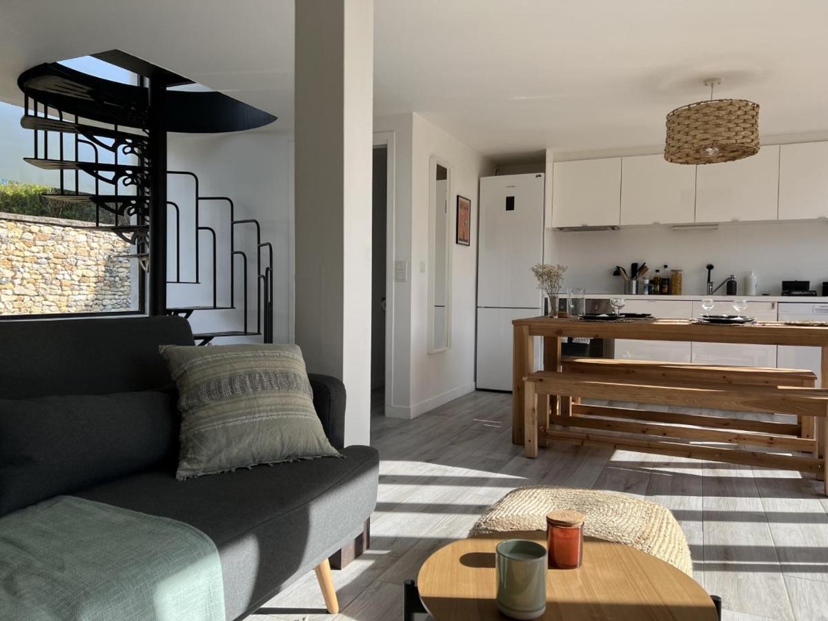 Maison De Campagne Entierement Climatisee Avec Grand Jardin Villa Pressagny-lʼOrgeuilleux Exteriör bild