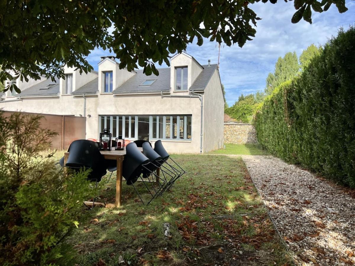 Maison De Campagne Entierement Climatisee Avec Grand Jardin Villa Pressagny-lʼOrgeuilleux Exteriör bild